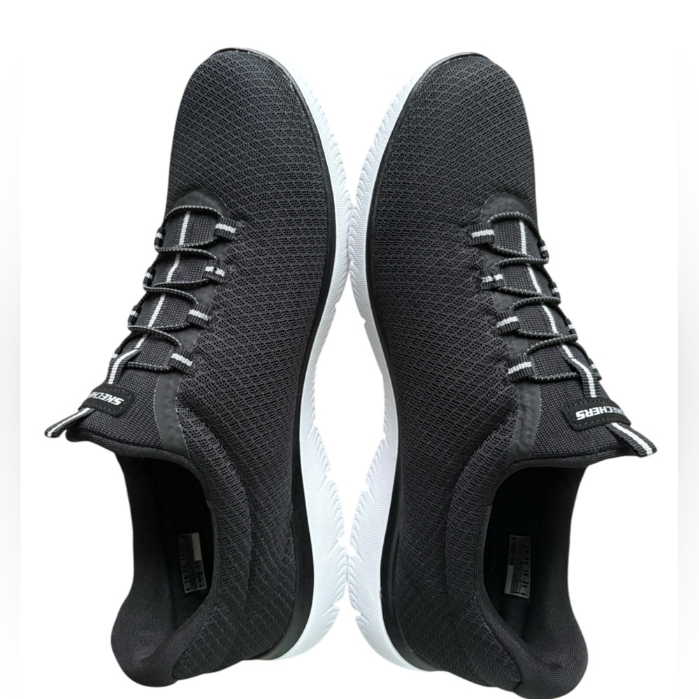 NWOB Skechers Summits Womens Shoes Black/White size 10 - Picture 5 of 8
